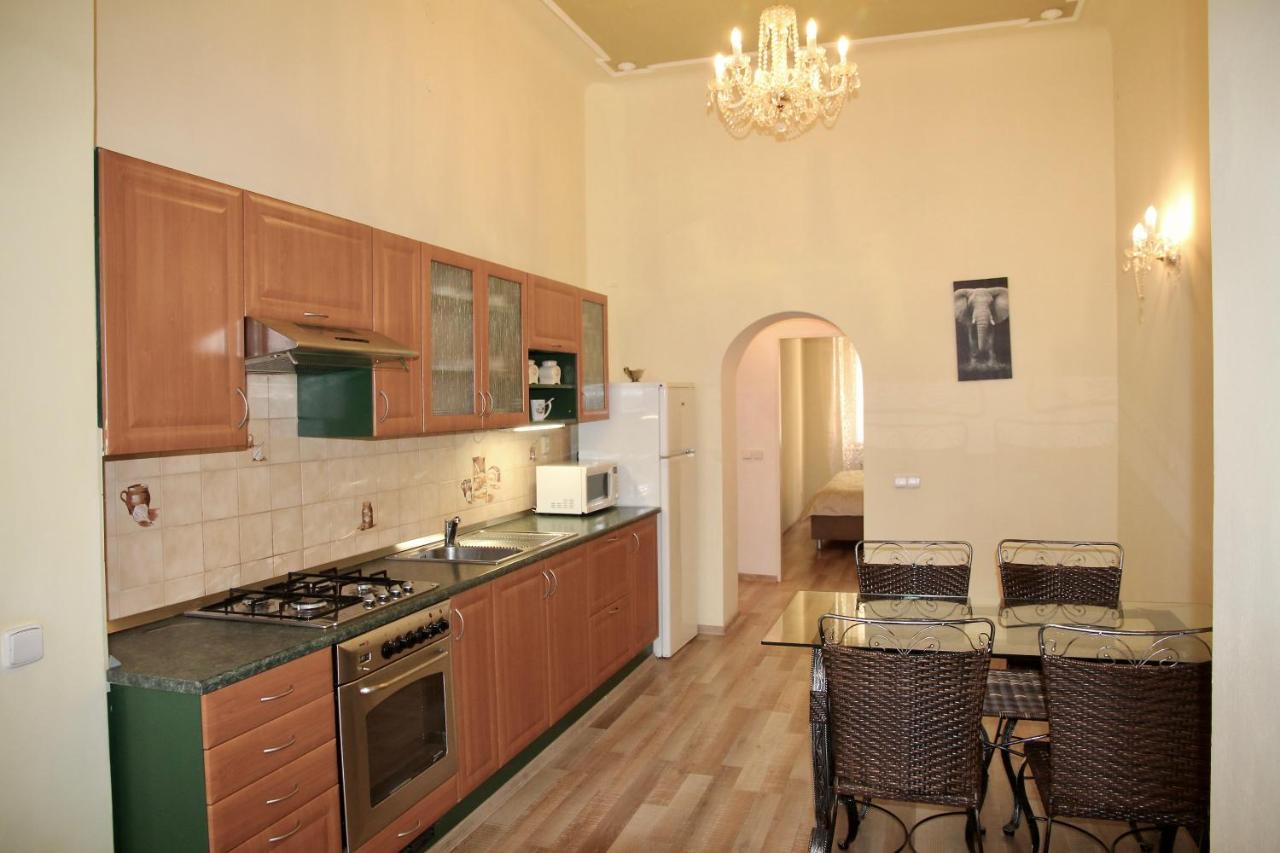 Apartman Sylva Na Stare Louce 42 Karlovy Vary Dış mekan fotoğraf