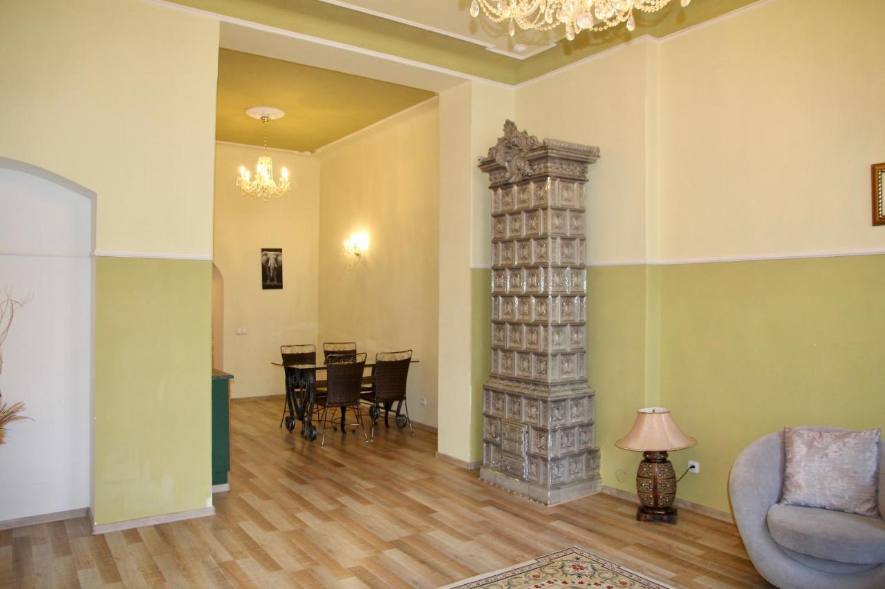 Apartman Sylva Na Stare Louce 42 Karlovy Vary Dış mekan fotoğraf